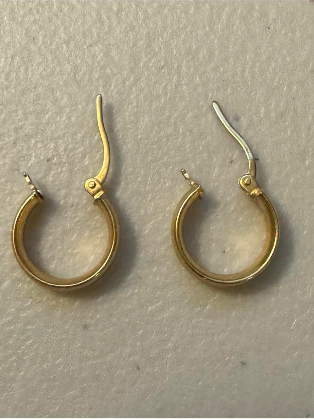 ROEN NYC 18k solid gold hoop earrings